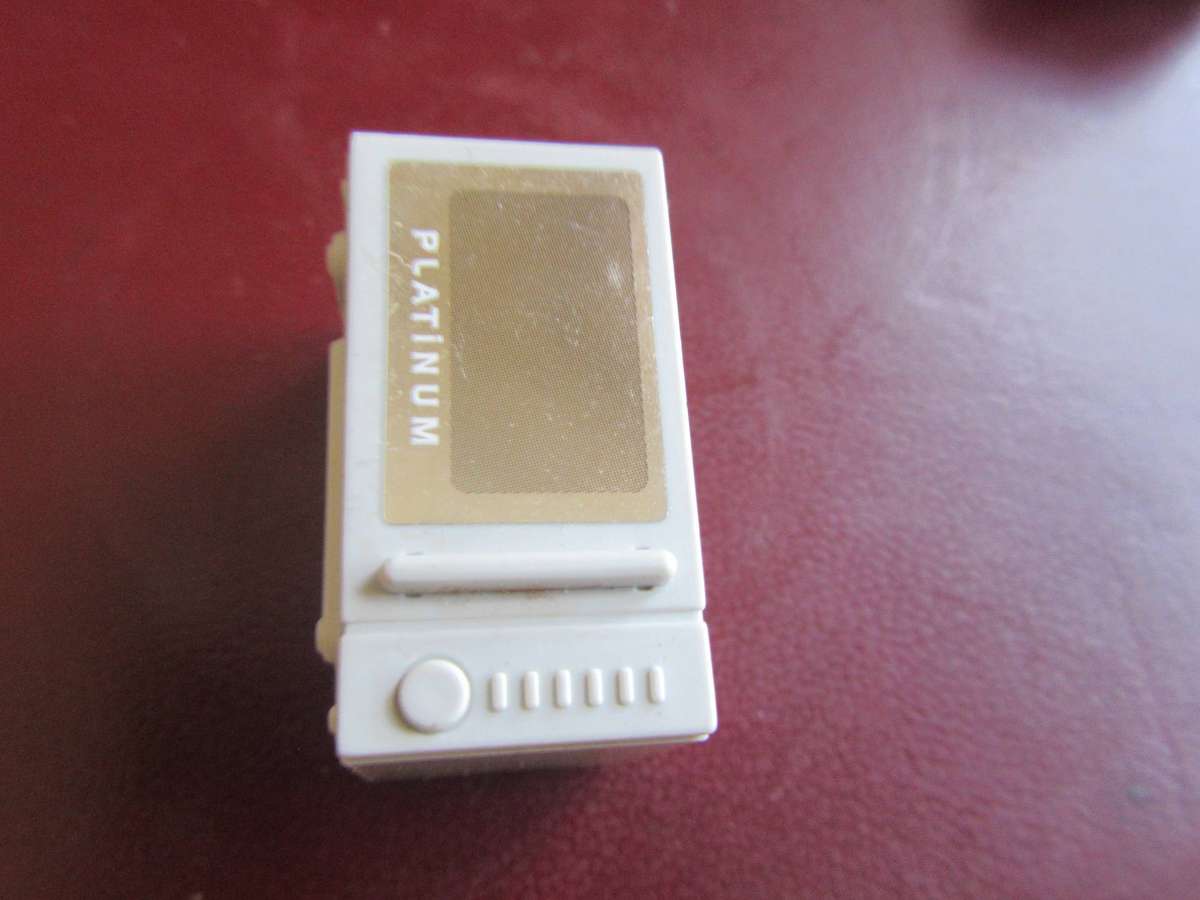 CHECKERS LITTLE SHOP GOES XTRA- 12 VARIOUS ITEMS - AS PER SCAN - BID PERITEM