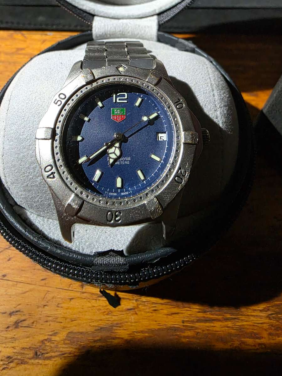TAG HEUER (seems like a replica)