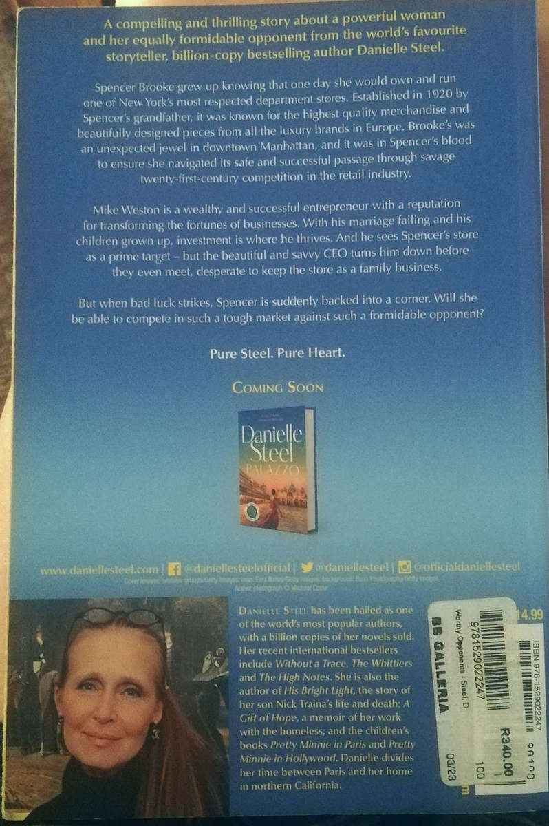 Danielle Steel. Worthy Opponents. Large Soft Cover.