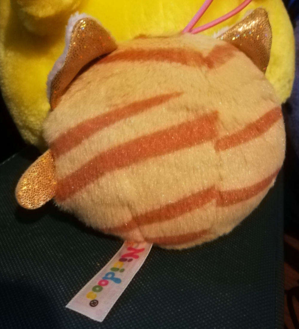 NICI BallBies Cat. Hanger. 10cm.