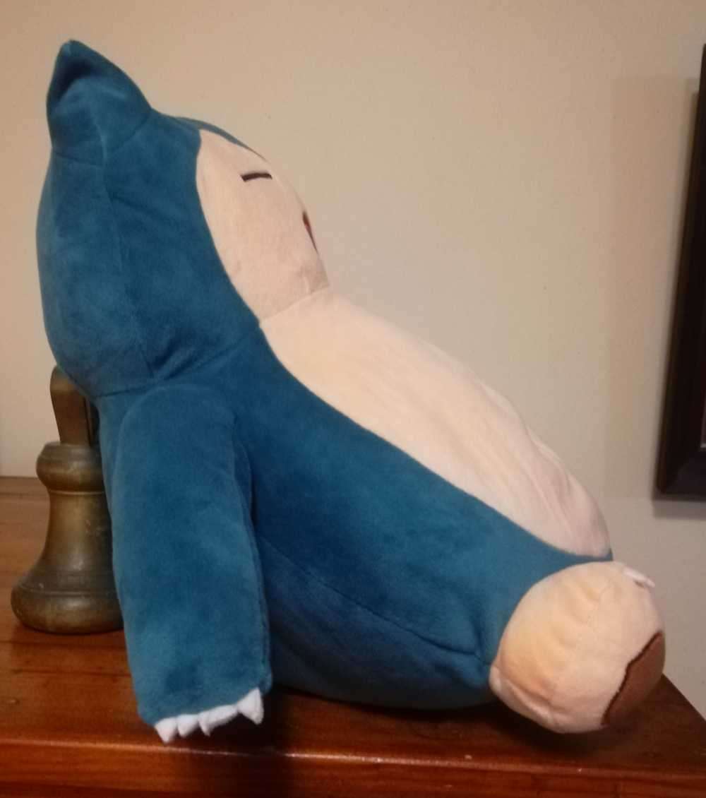 A plush Pocket Monster Snorlax, known in Japan as Kabigon is a Pokemon Species. Soft Toy. 35cm.