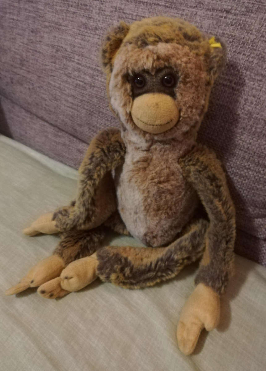 A Collectable Steiff Monkey Called Mungo. Very RARE Dangling Plush Toy. 38cm. Year 2000.