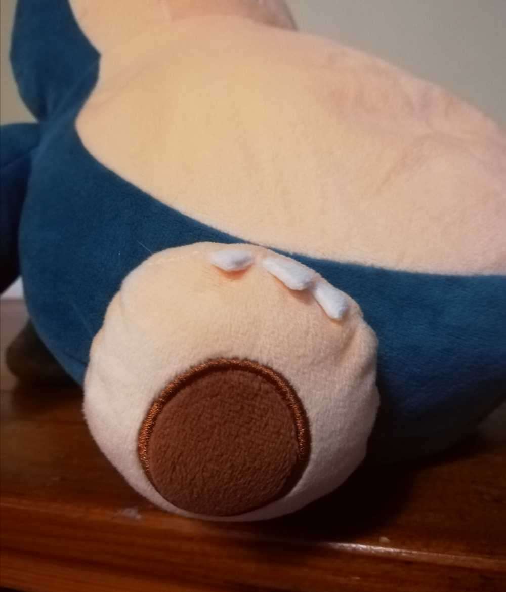 A plush Pocket Monster Snorlax, known in Japan as Kabigon is a Pokemon Species. Soft Toy. 35cm.