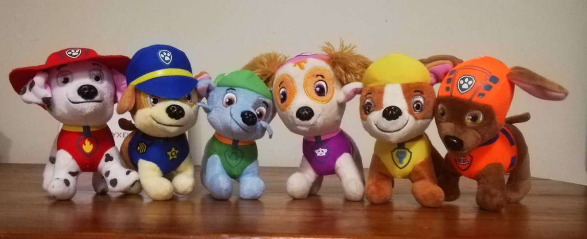 6x Paw Patrol Dogs. Great Addition to a Collection! Make Someone Happy!