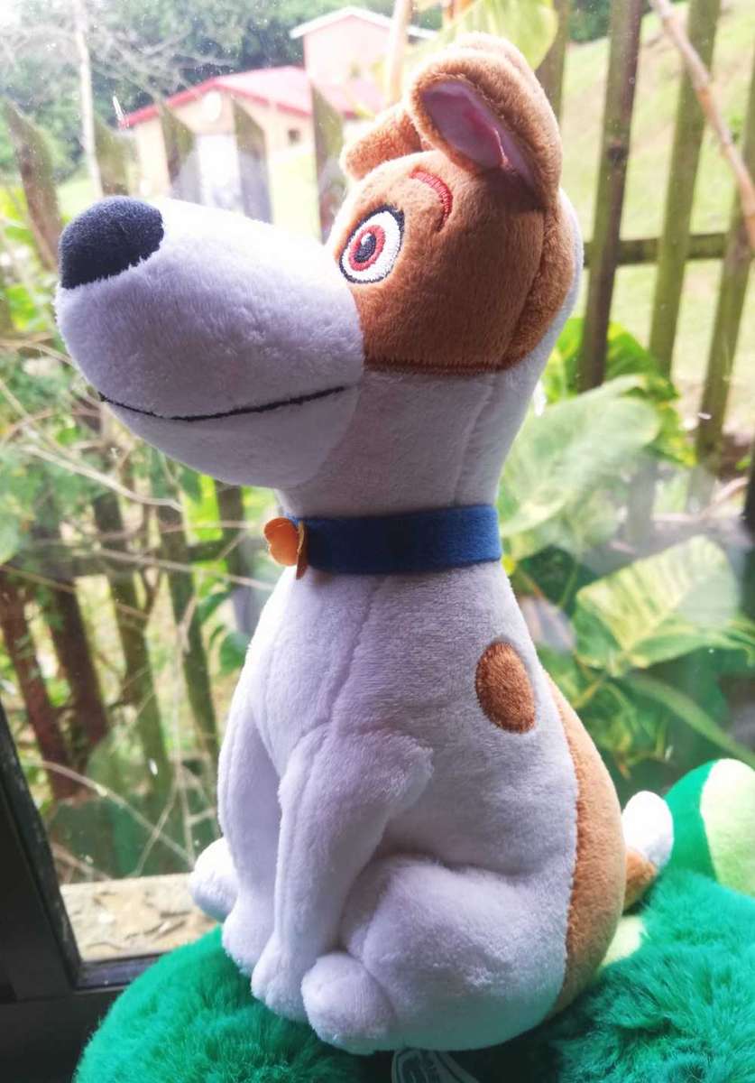 The Secret Life of Pets 2. Max the Terrier. Stuffed Animal Plush Toy. 22cm.