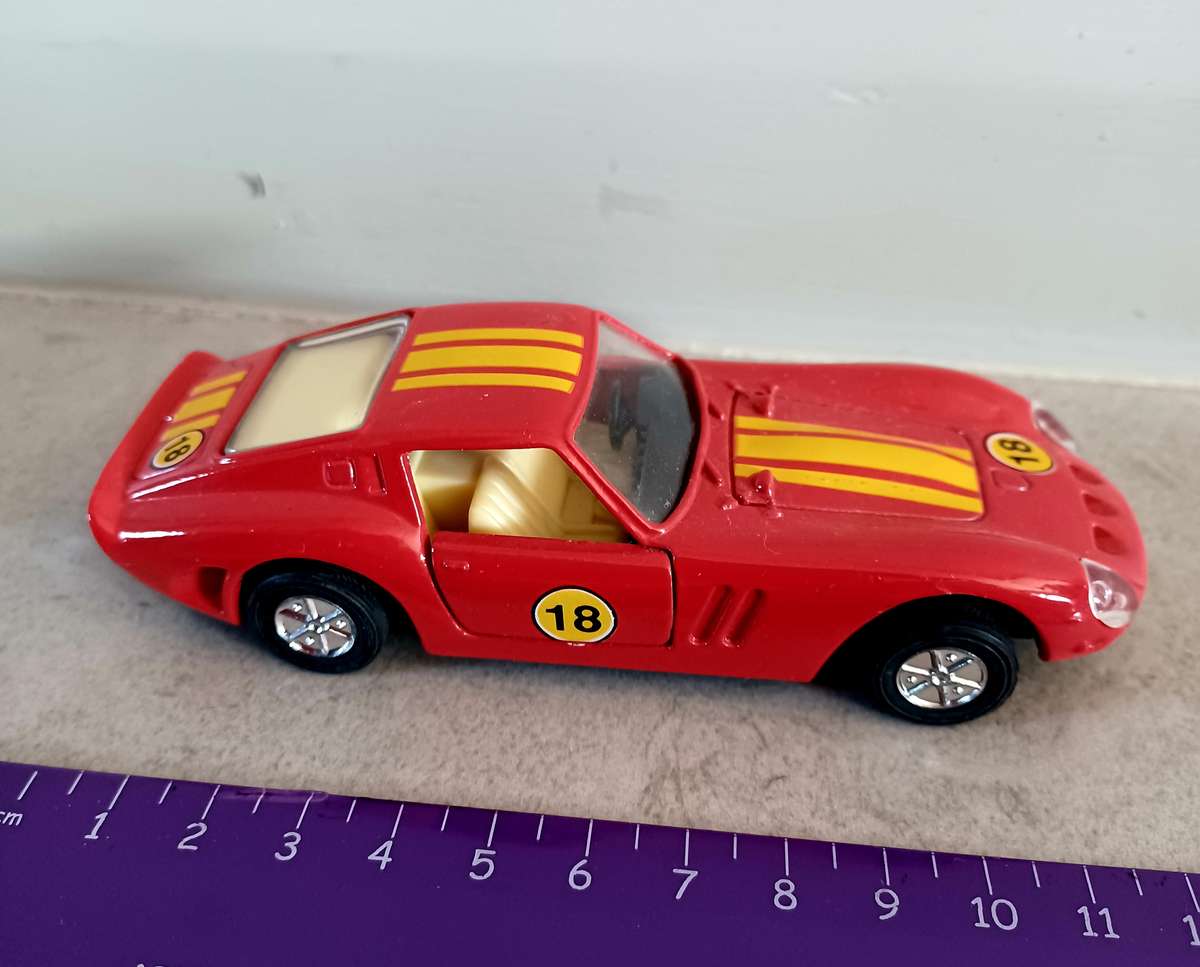Model Ferrari 250GT (MOD072)