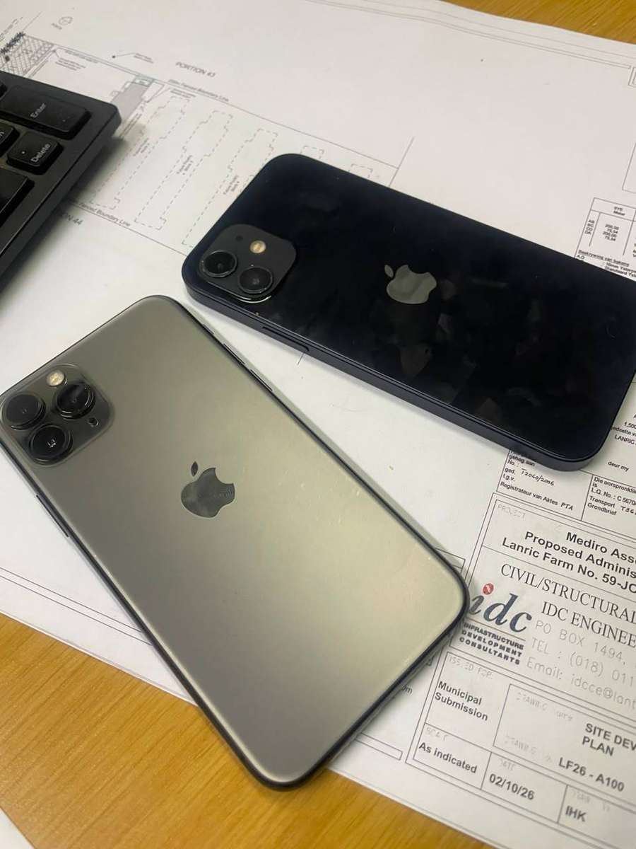 iPhone 12