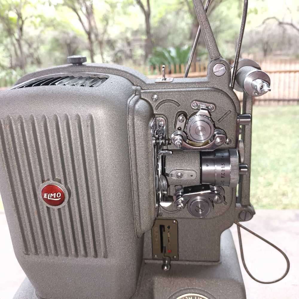 Elmo E-80 8mm kine movie projector