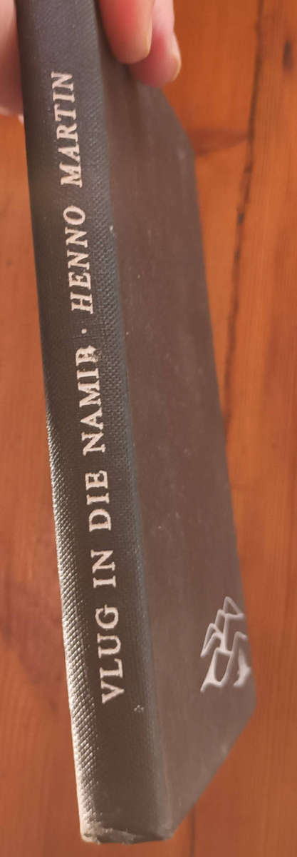 Vlug in die Namib deur Henno Martin