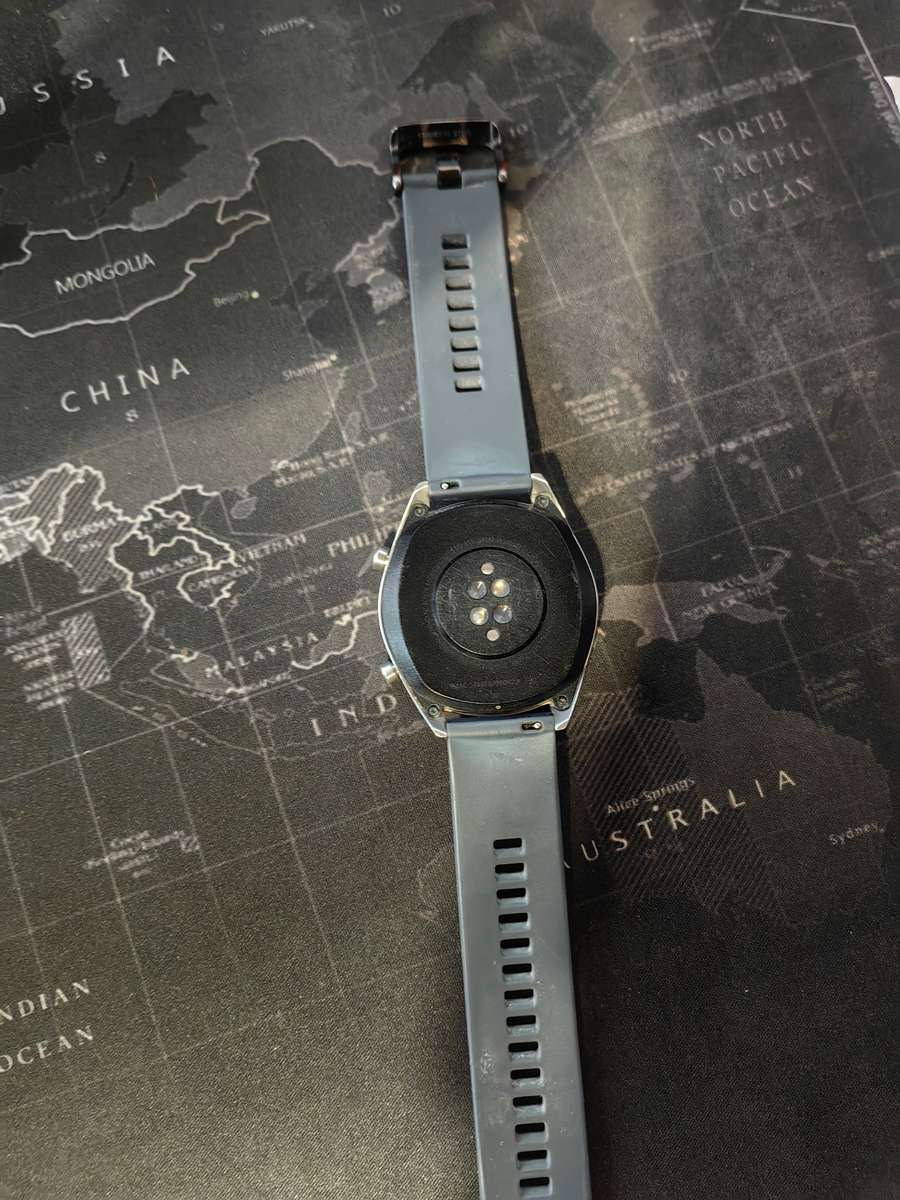 Huawei Watch GT (Read description)