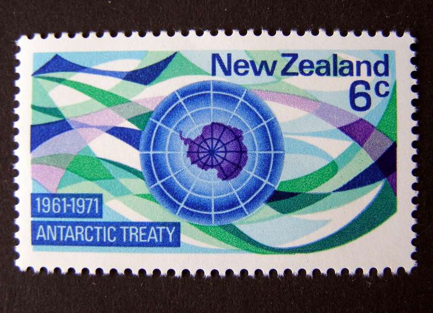 NEW ZEALAND Mint Set - 10th Anniv. of Antarctic Treaty 1971