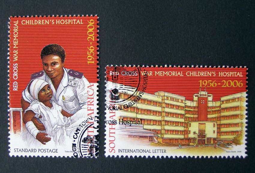 SOUTH AFRICA Set (CTO) - 50th Anniv. of the Red Cross War Memorial Children's Hospital 2006
