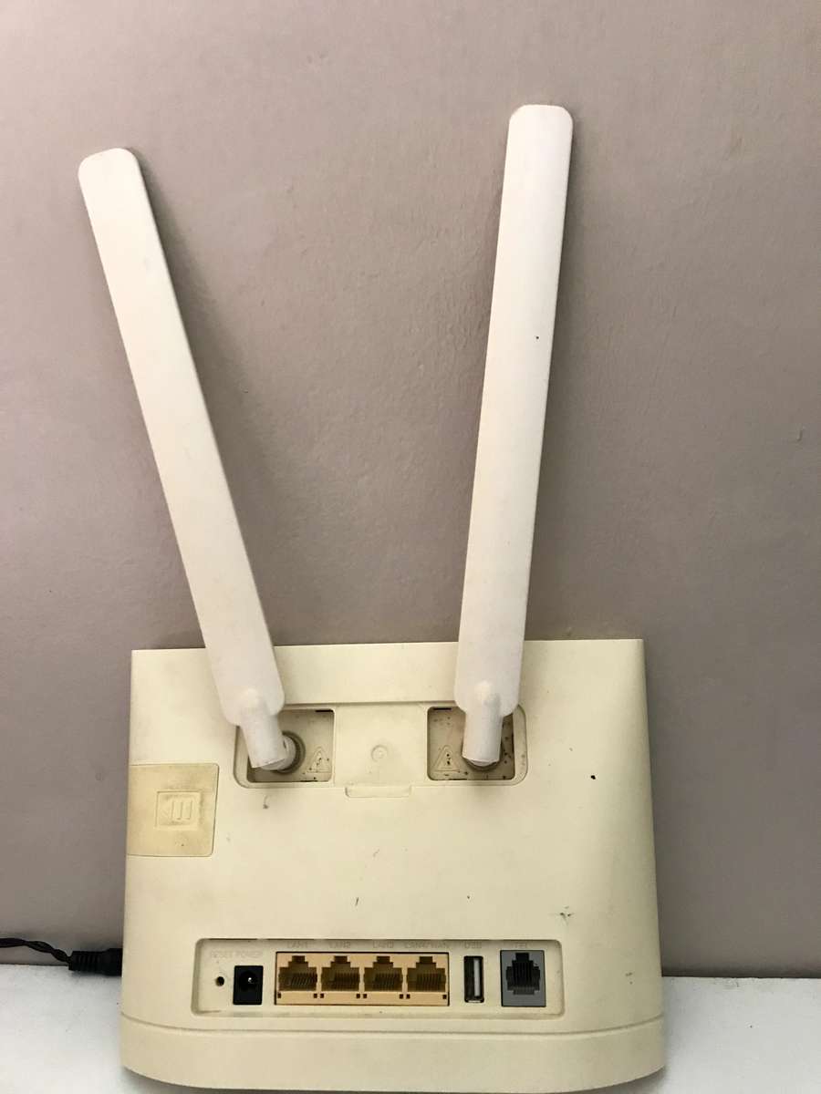 Huawei 4G LTE WIFI Router (Model: B315s-936) | Takes SIM Card