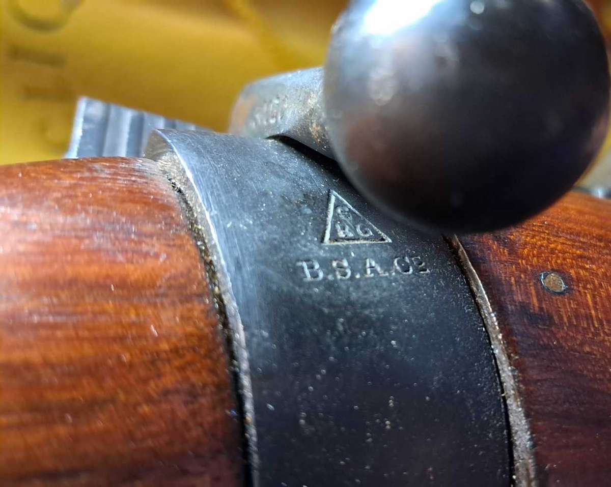 303 Calibre Lee-Enfield No 1 Rifle with deactivation certificate