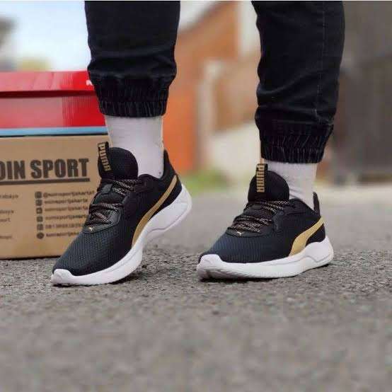 Puma Resolve Smooth For Women Size Uk 4 (Sa 4) !!!!!!  Value R1299.99