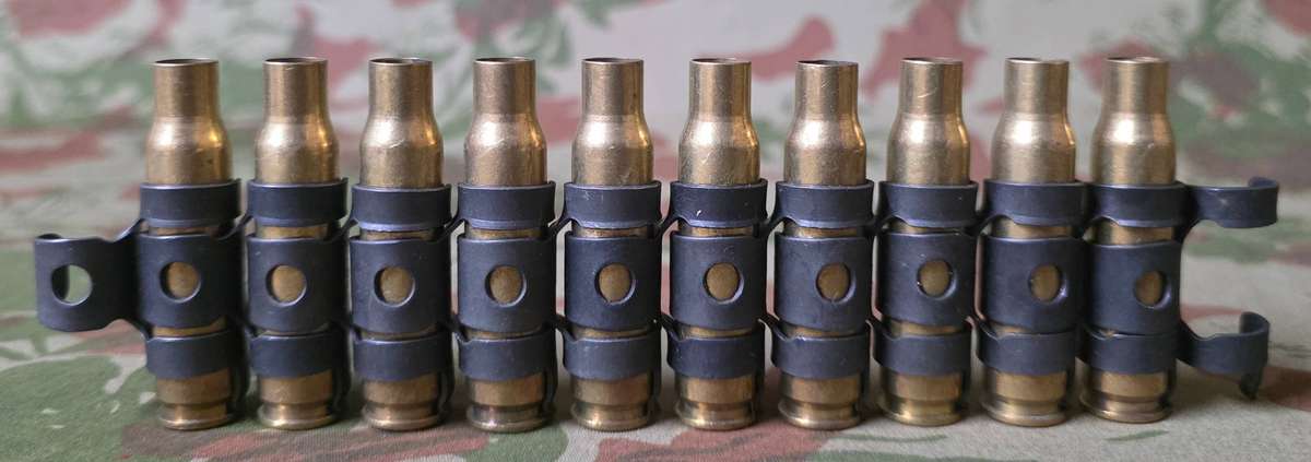 7,62 × 51mm LMG Ammo Belt  ( 11 x M13 Links with 10 spent casings )