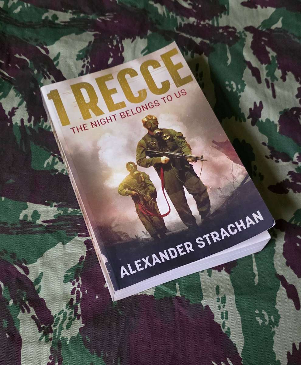 1 Recce - The Night Belong To Us  ( Alexander Strachan )