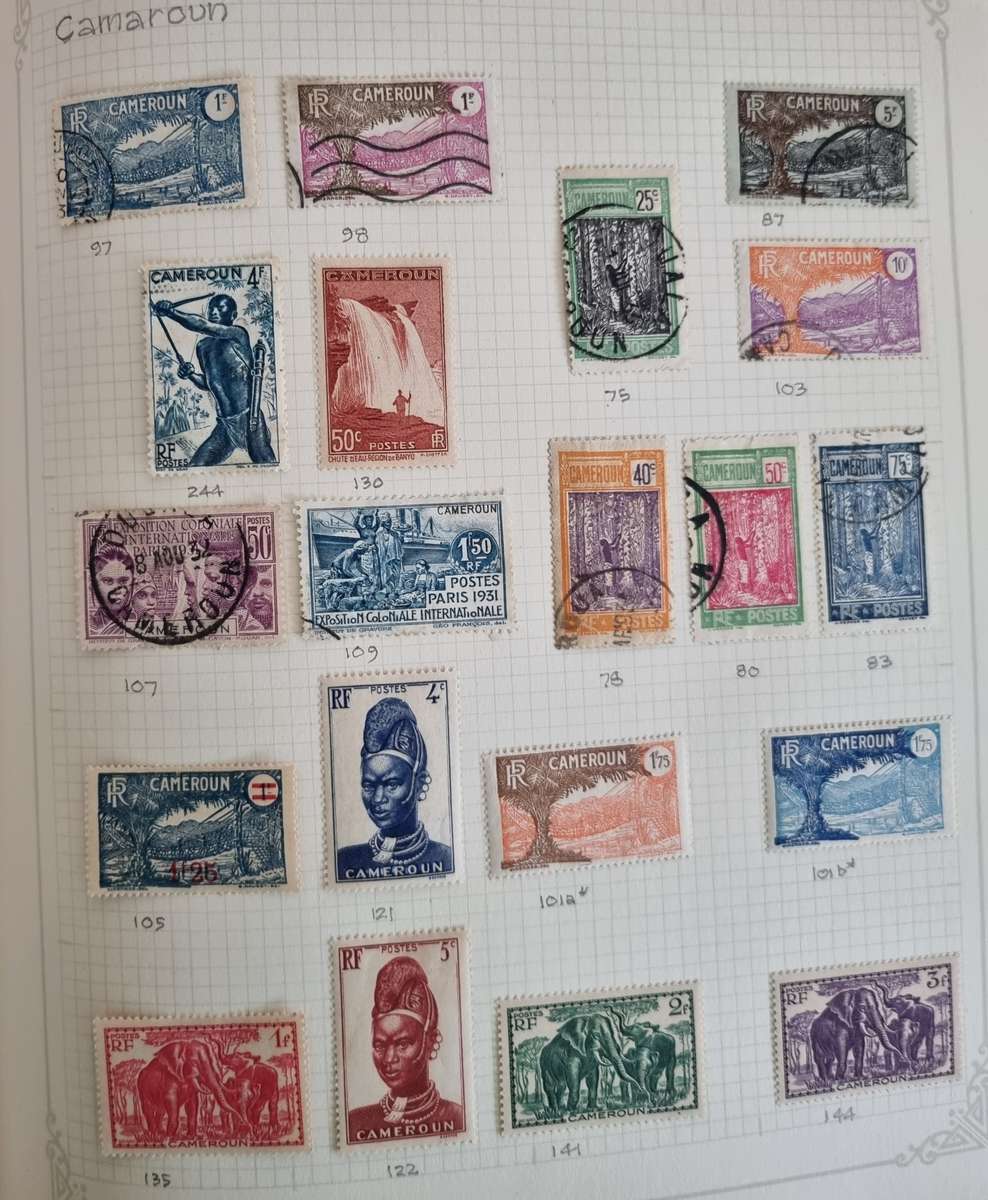 NEW AGE STAMP ALBUM SPRINGBACK WITH FRENCH COLONIES MINT/USED. AS PER IMAGES. NB: PLEASE READ BELOW!