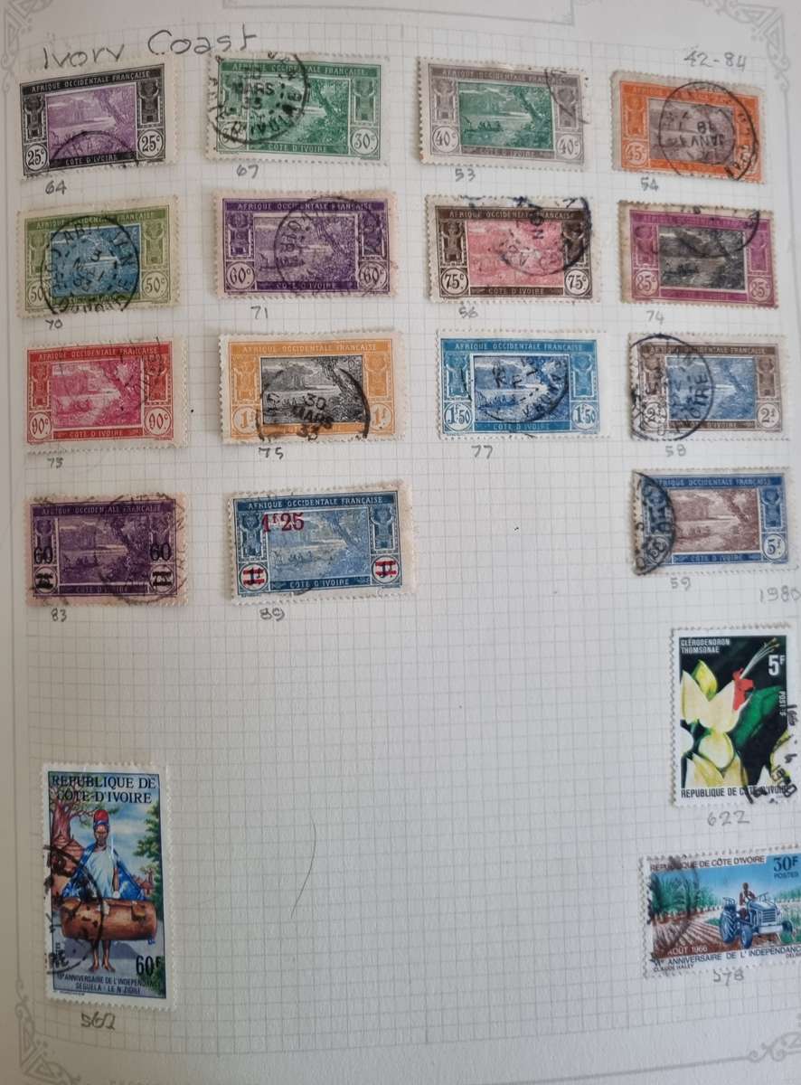 NEW AGE STAMP ALBUM SPRINGBACK WITH FRENCH COLONIES MINT/USED. AS PER IMAGES. NB: PLEASE READ BELOW!