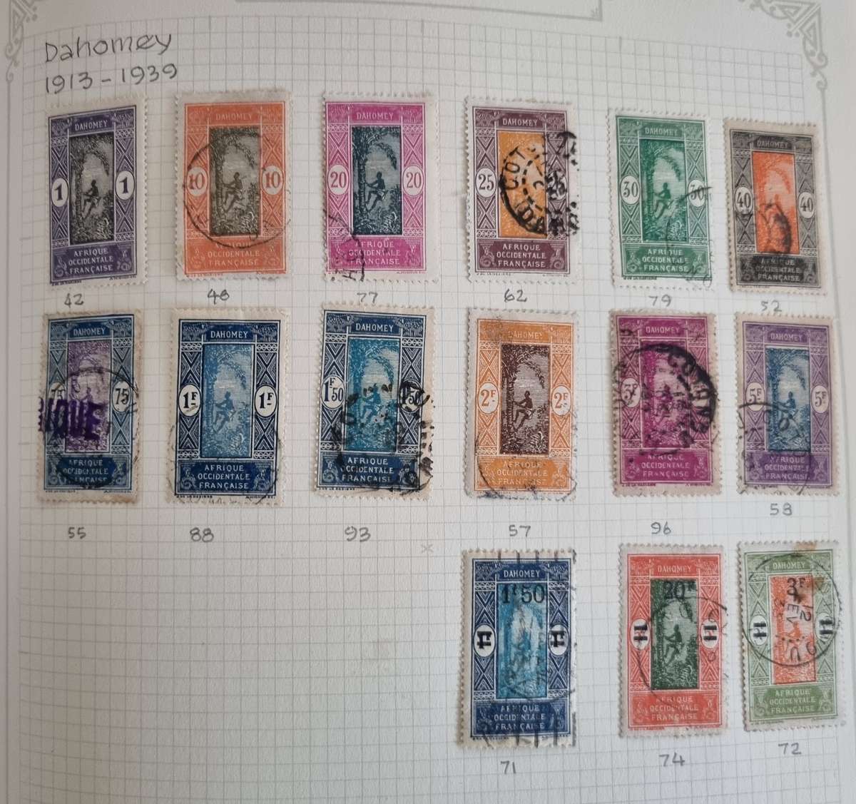 NEW AGE STAMP ALBUM SPRINGBACK WITH FRENCH COLONIES MINT/USED. AS PER IMAGES. NB: PLEASE READ BELOW!