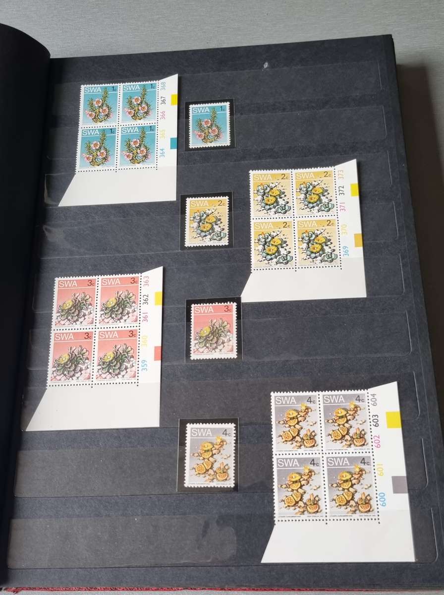 ALBUM 2ND HAND IN GOOD NICK WITH SWA CONTROLS, SINGLES ETC. AS PER SCANS. NB: PLS READ!!!