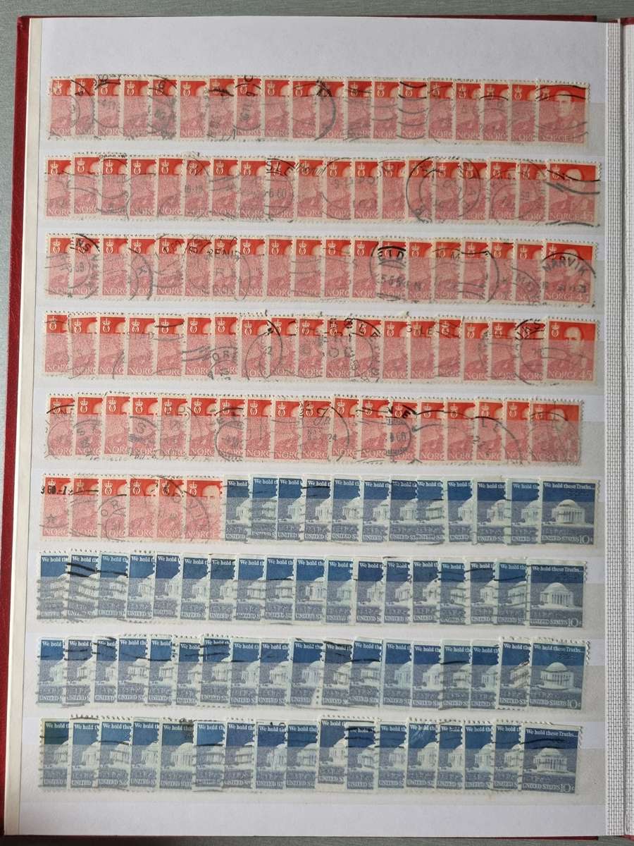 RED ALBUM 2ND HAND WITH MIXED WORLD STAMPS (MOSTLY USED). AS PER IMAGES. NB: PLEASE READ BELOW!!