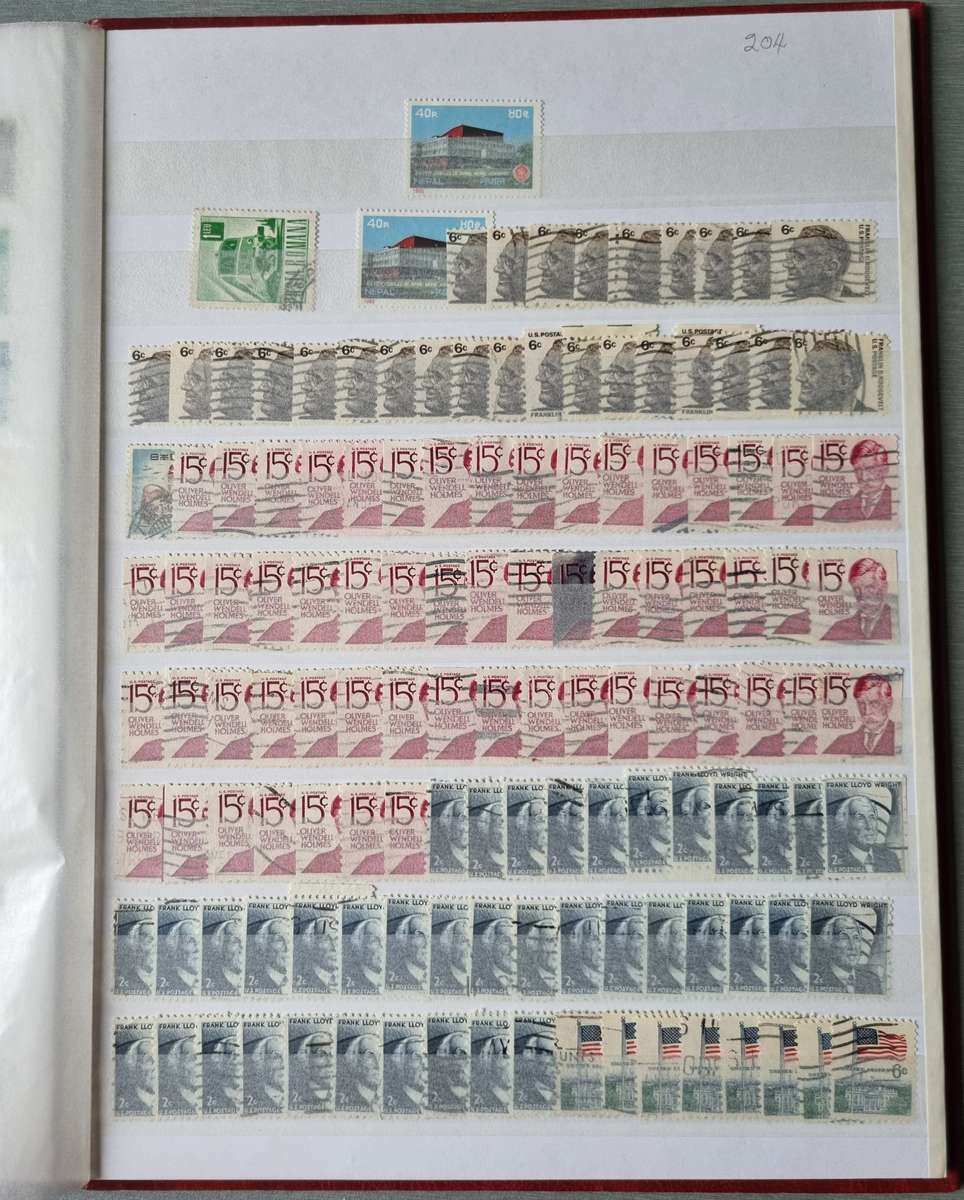 RED ALBUM 2ND HAND WITH MIXED WORLD STAMPS (MOSTLY USED). AS PER IMAGES. NB: PLEASE READ BELOW!!