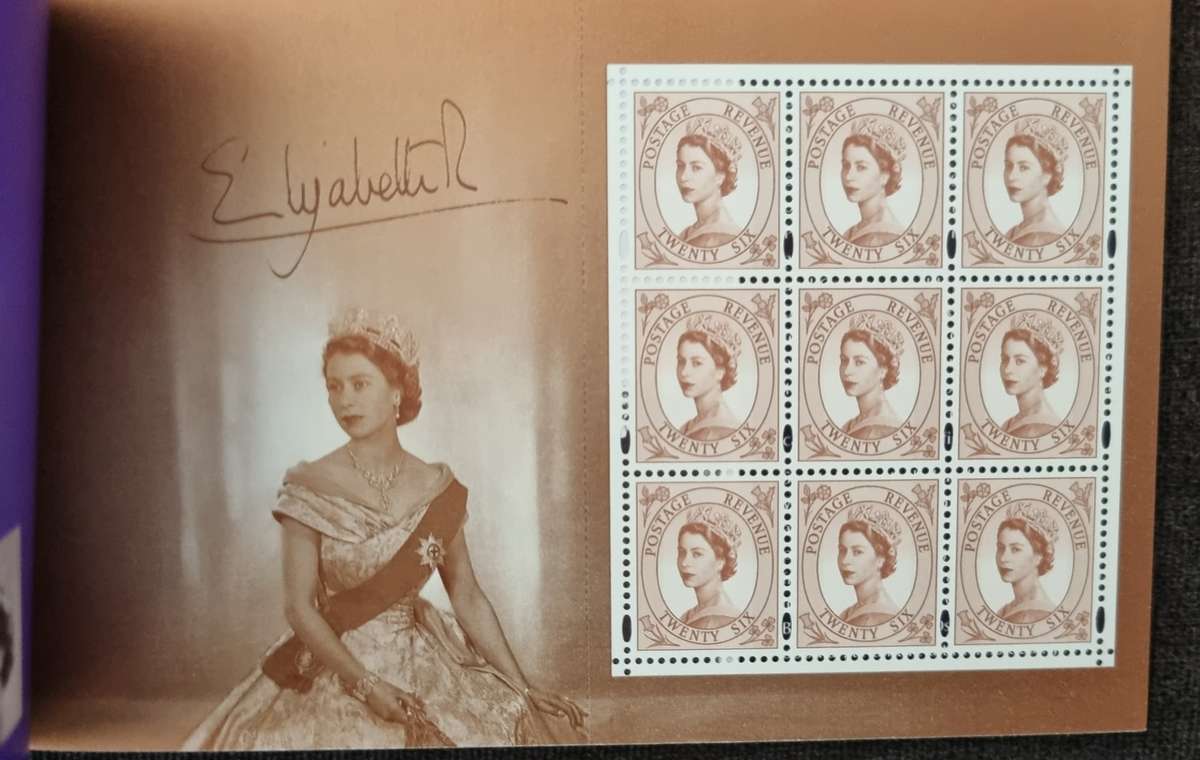 GB 1998 THE WILDINGS DEFINITIVE MINT AND COMPLETE PRESTIGE BOOKLET. SG DX20. AS PER IMAGES.