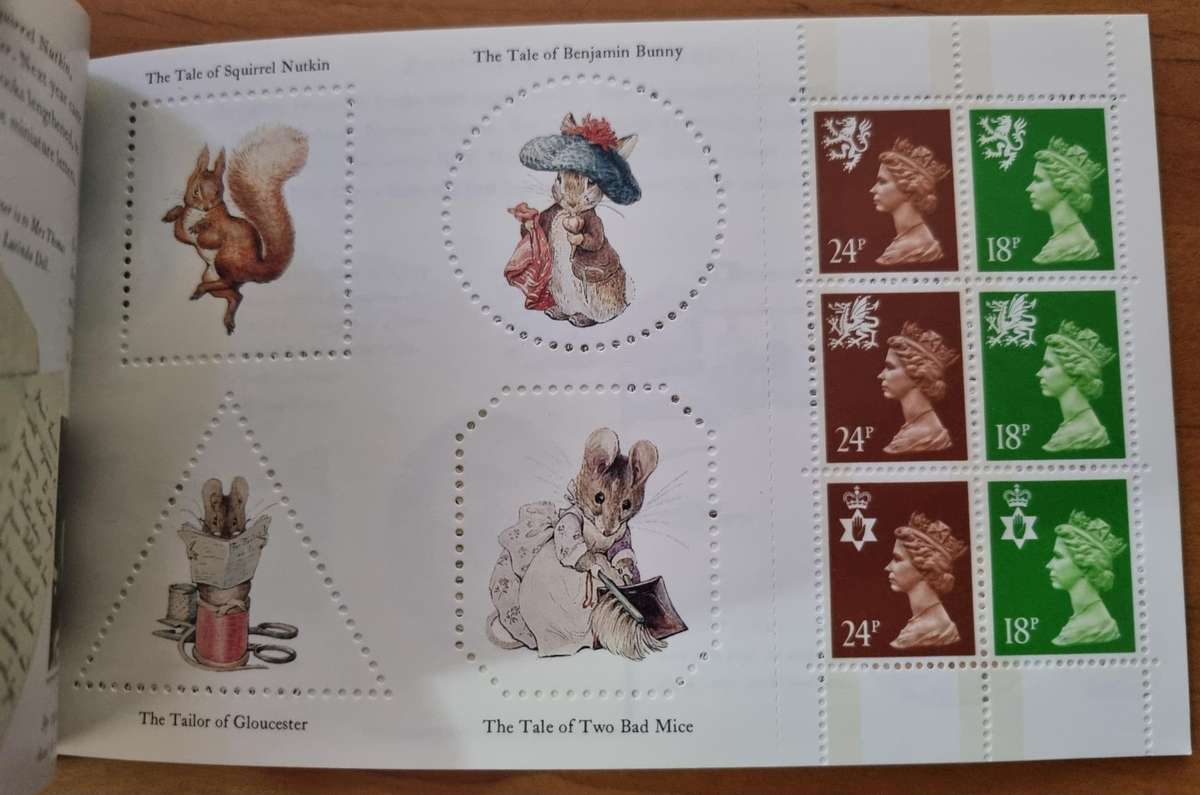 GB 1993 THE STORY OF BEATRIX POTTER £6 PRESTIGE MINT BOOKLET SG DX15. CV GBP 24.