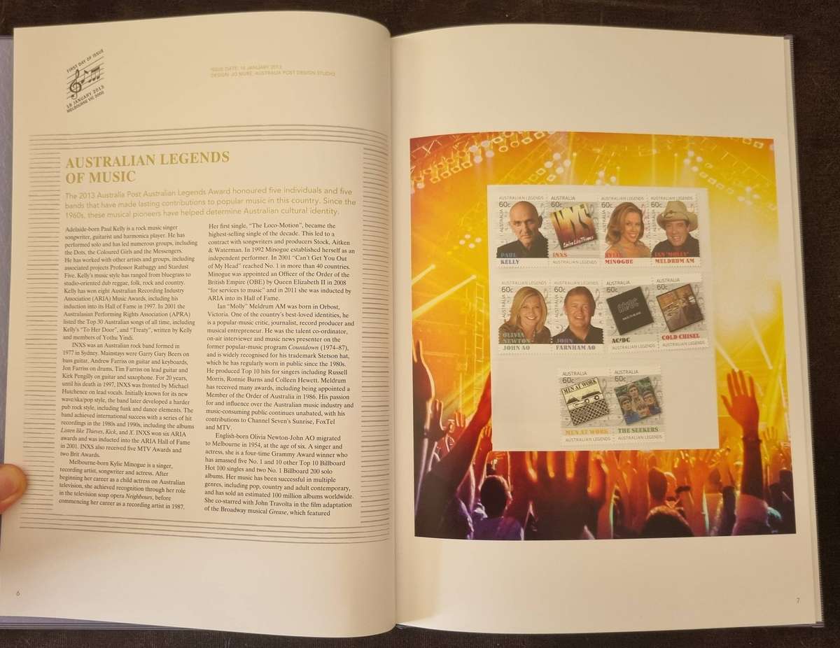 Australia 2013 Complete Year Book Collection of Australian Stamps   excellent value, thematics etc