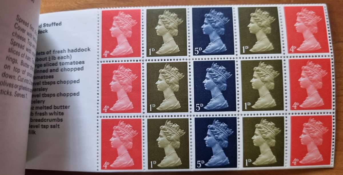 GB 1969 'Stamps for Cooks' 1 pound booklet with Machin type stamps - sewn thread.