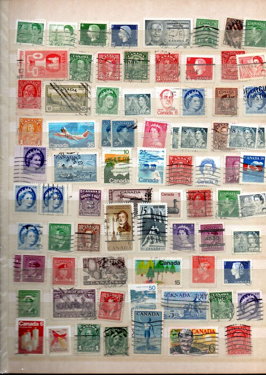 LIGHTHOUSE ALBUM 2ND HAND WITH MOSTY USED CANADA STAMPS. AS PER SCANS. NB: PLS READ BELOW!!!