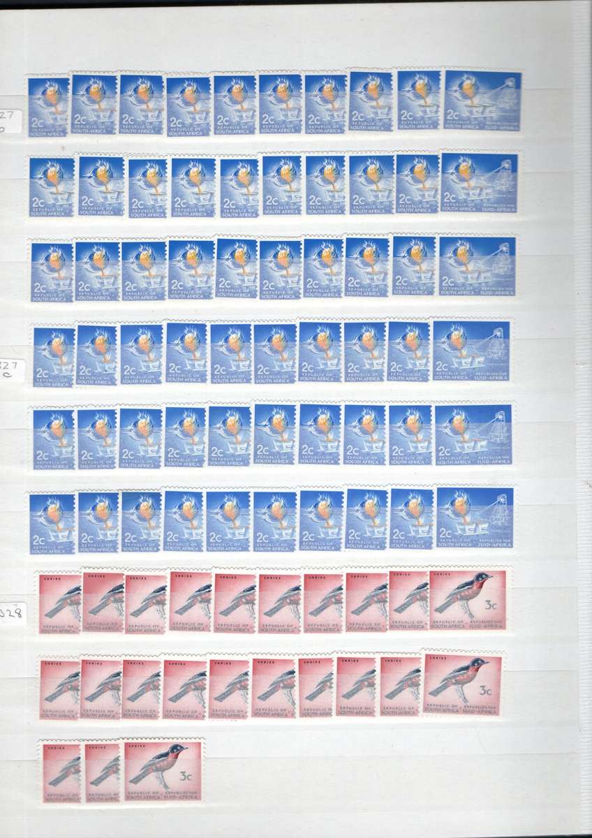 ALBUM 2ND HAND WITH MINT RSA 1972/74 STAMPS (DUPLICATE DEFS UMM ETC).  AS PER SCANS. NB: PLS READ!!!