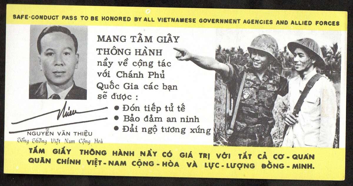 Vietnam War Giay Thong-Hanh Safe Conduct Pass  as described  interesting item.