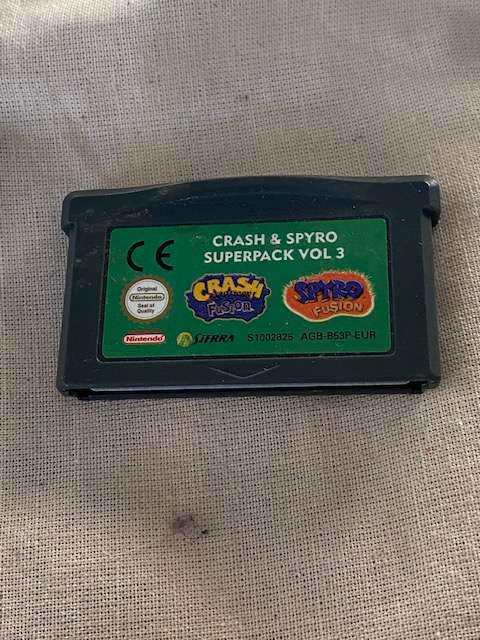 NINTENDO GAMEBOY  ADVANCED CRASH & SPYRO SUPERPACK VOLUME 3