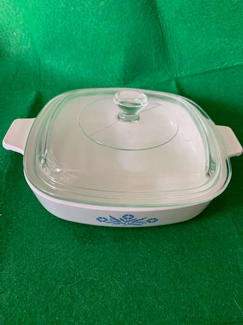 Vintage corningware small square cornflower casserole with lid