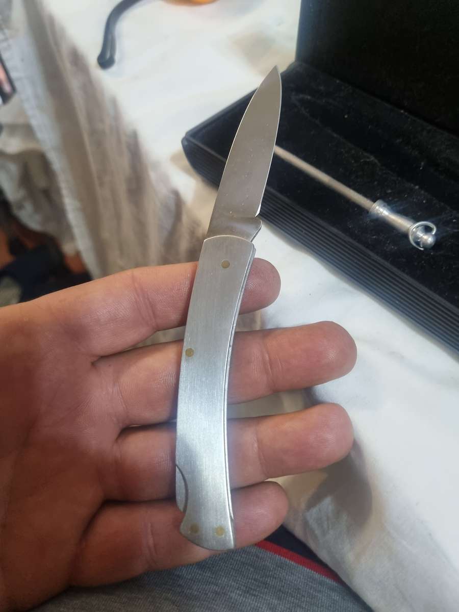 Joseph Rogers knife world student games