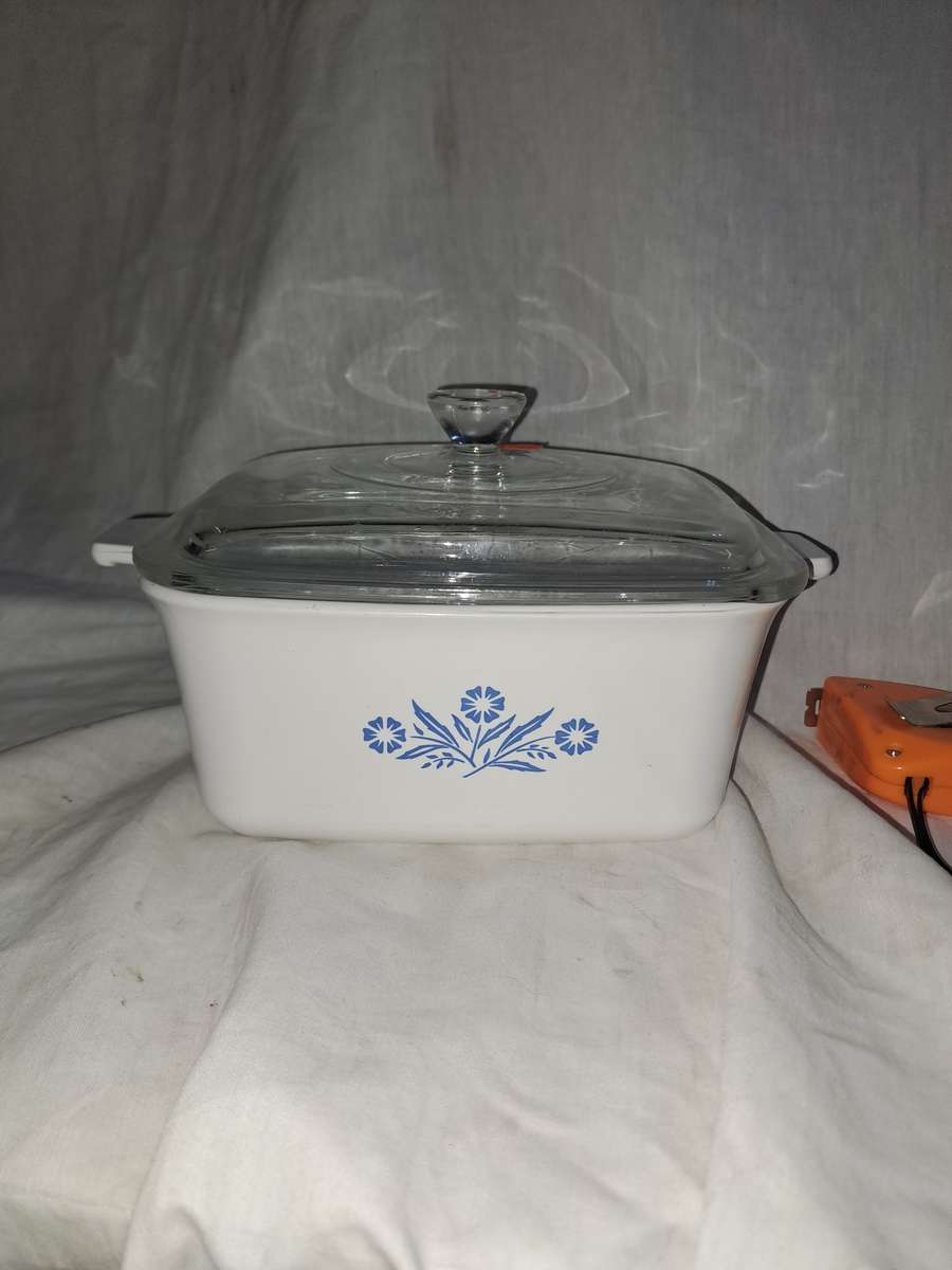 Blue and white corn flower corning ware