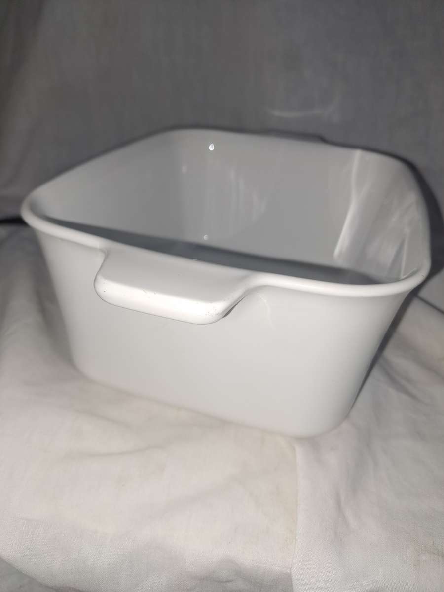 Blue and white corn flower corning ware