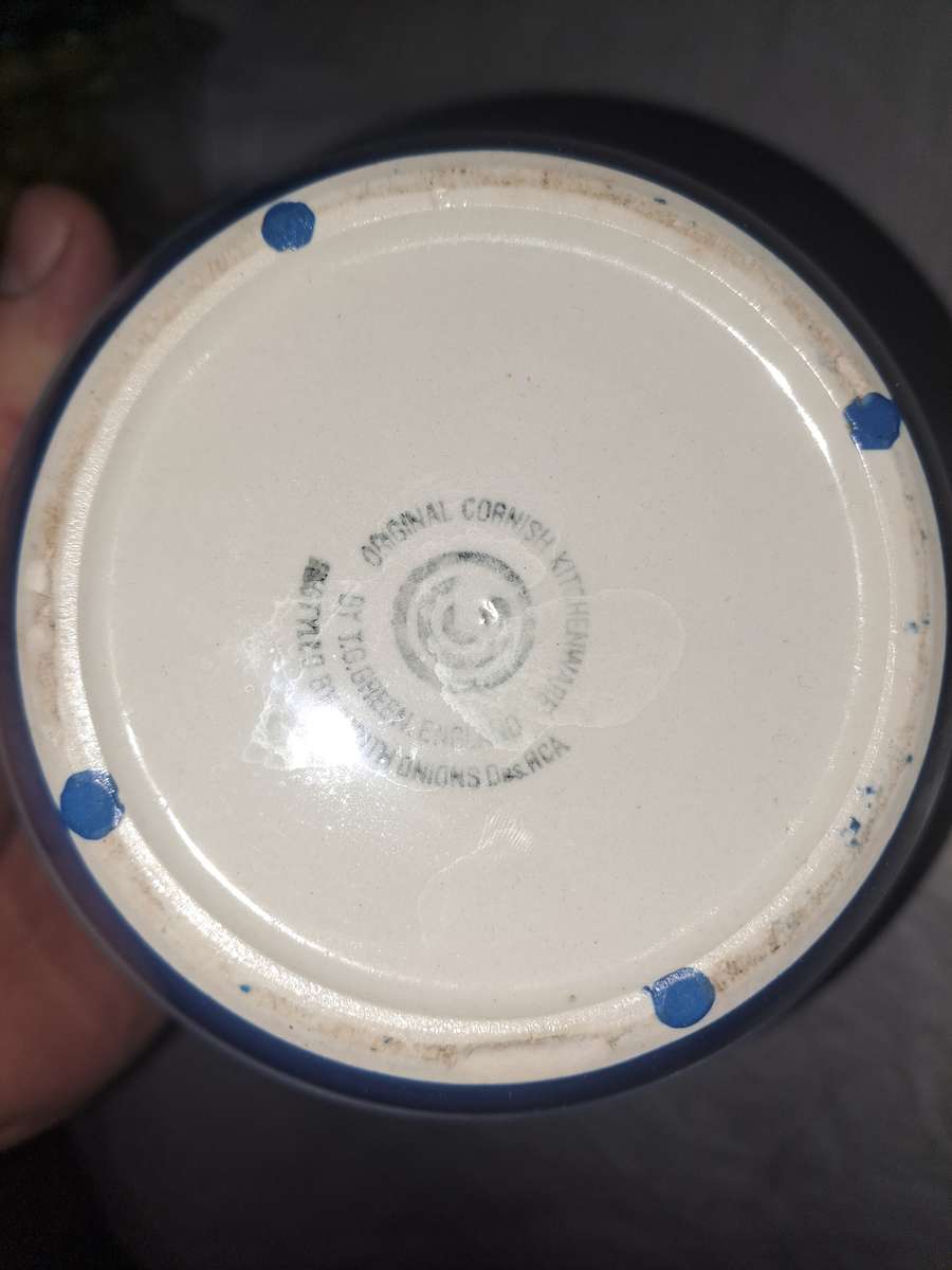 Blue and white Cornish ware bowl