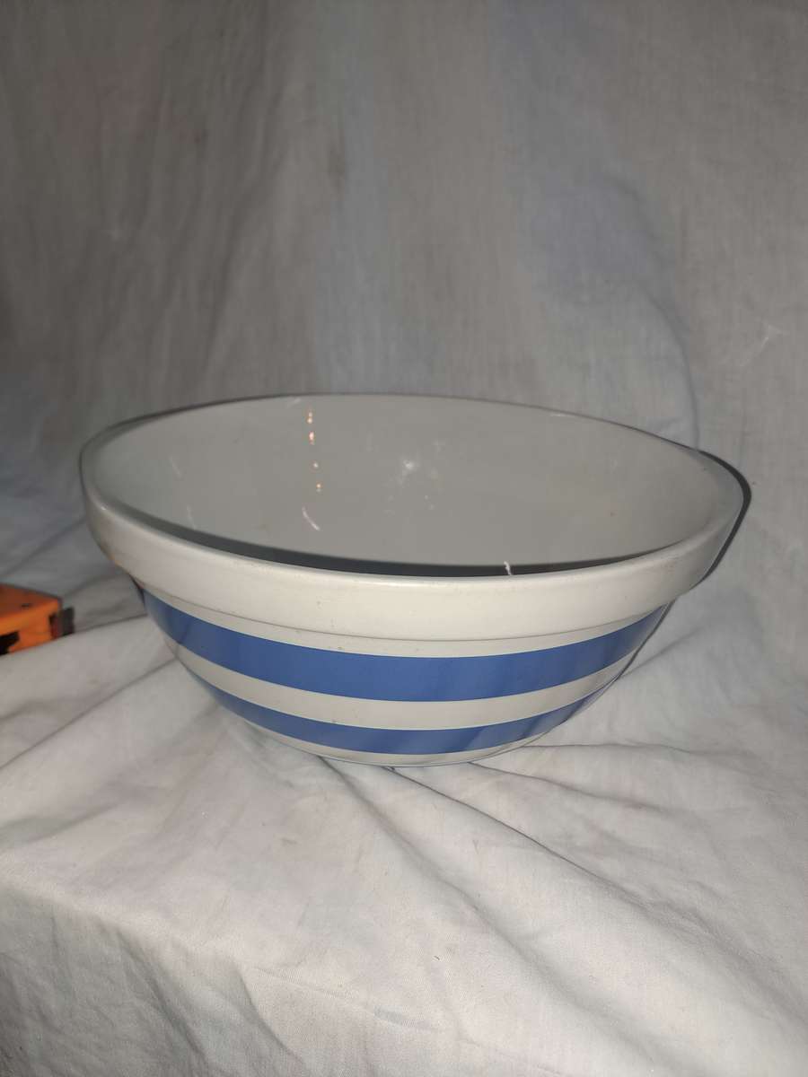 Blue and white Cornish ware mixing bowl