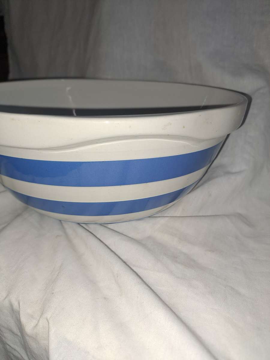 Blue and white Cornish ware mixing bowl