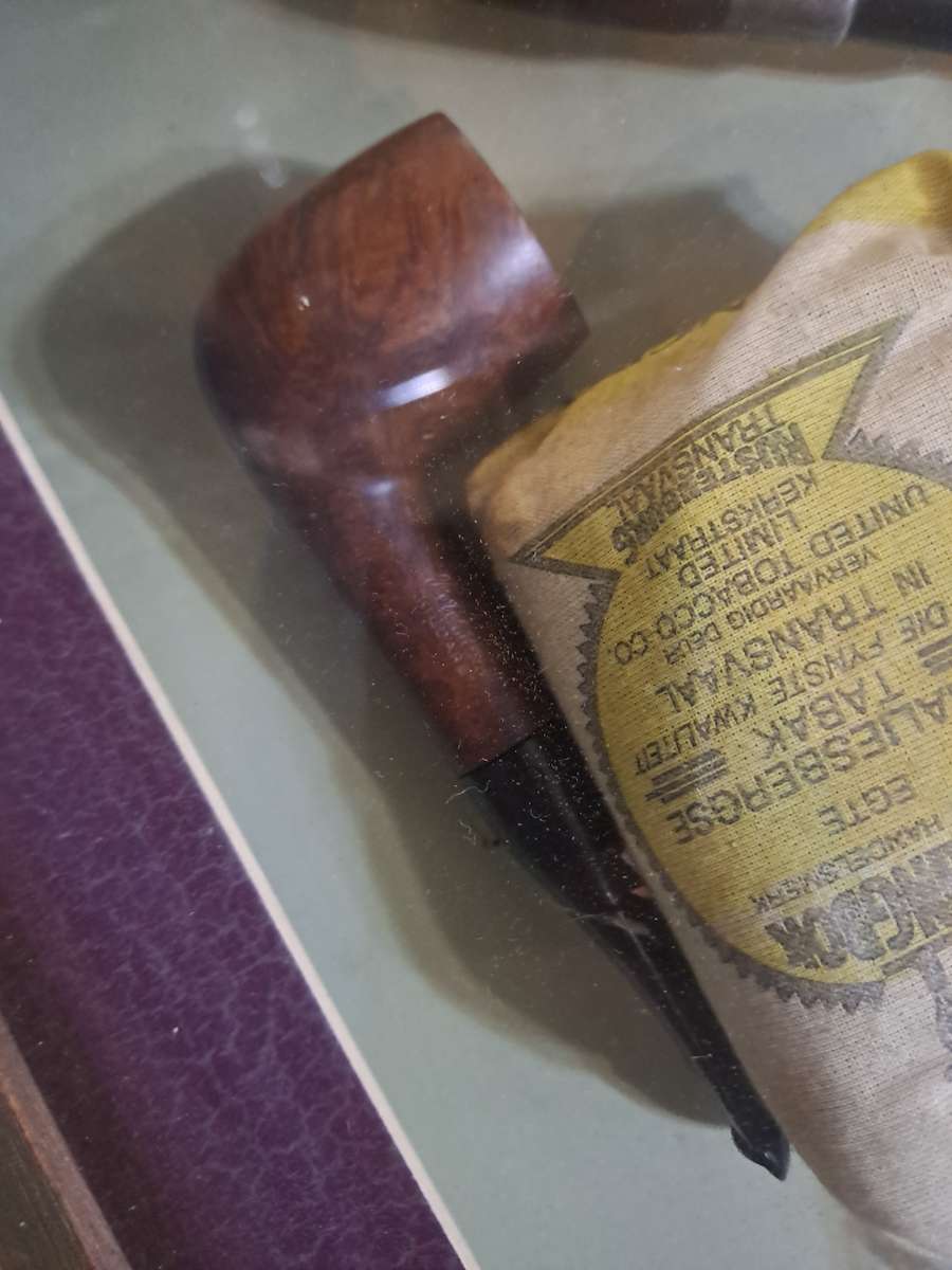 Vintage old box frame pipe set