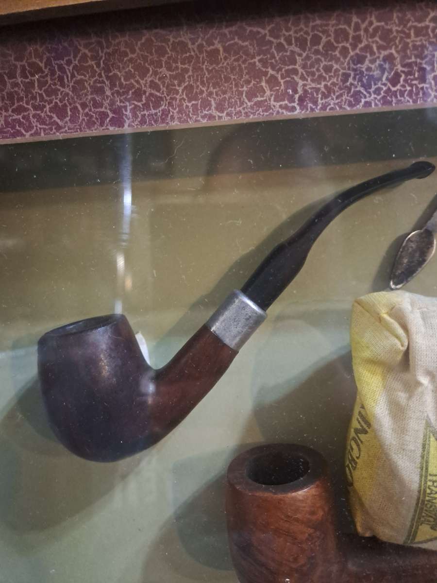 Vintage old box frame pipe set