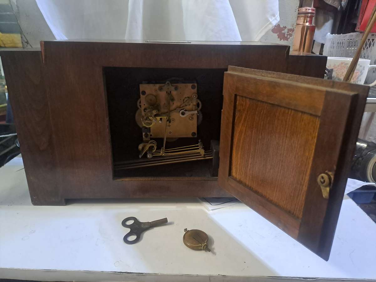 Art deco mantle clock not working