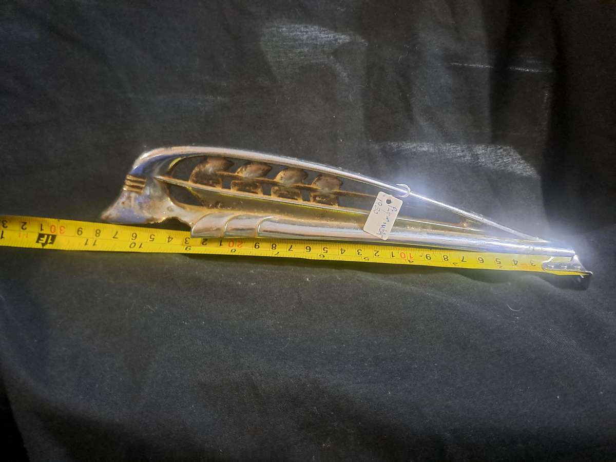 Plymouth 1930s hood ornament