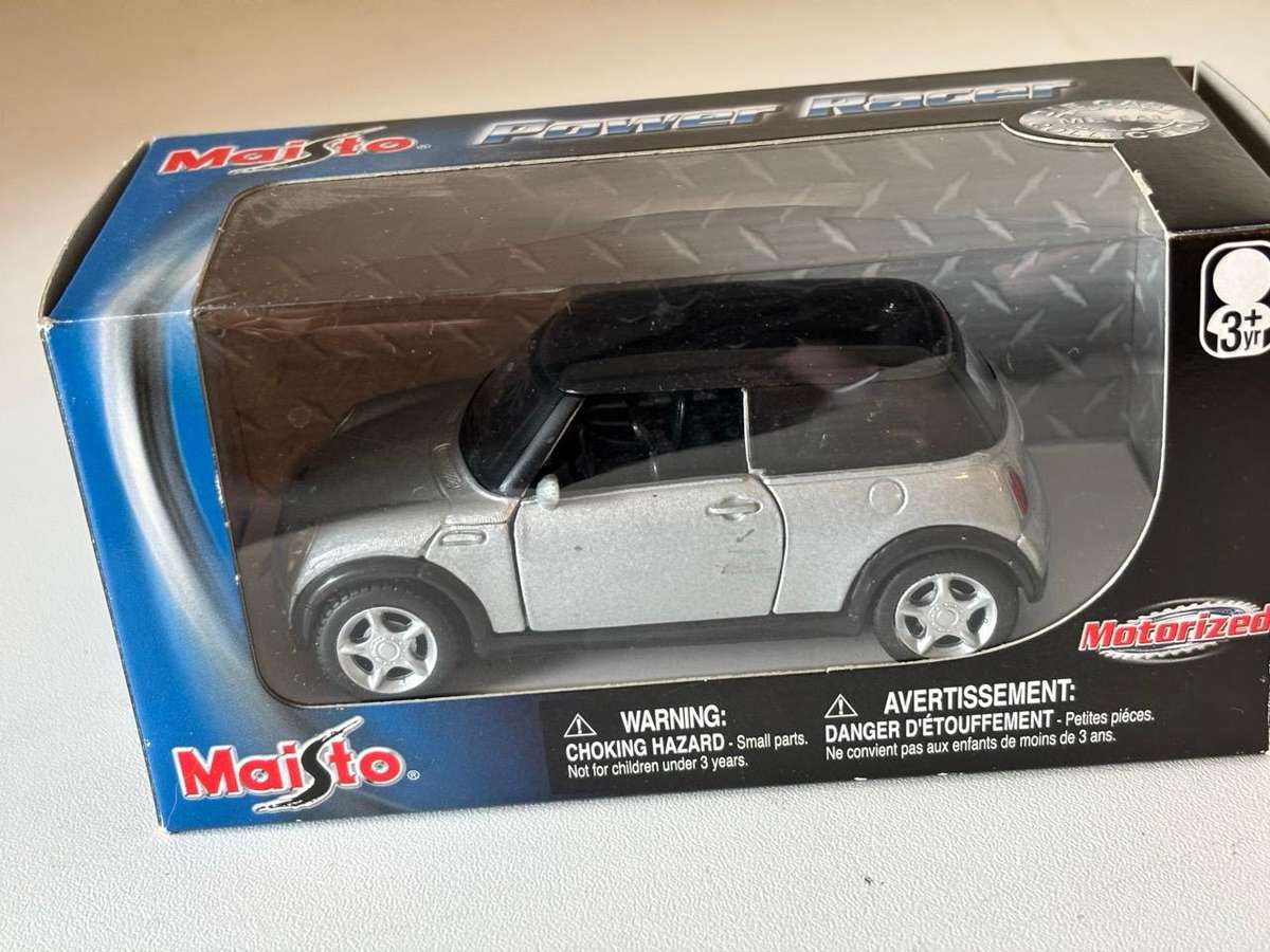 Mini Cooper "Power Racer" (Maisto)
