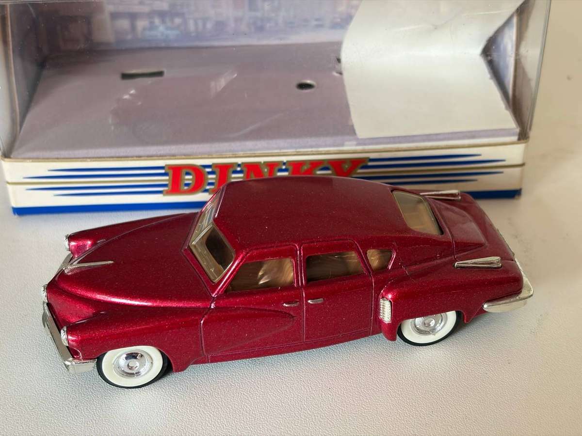 Tucker Torpedo 1948 - DY-11 (Dinky +/-1:43 - with box)