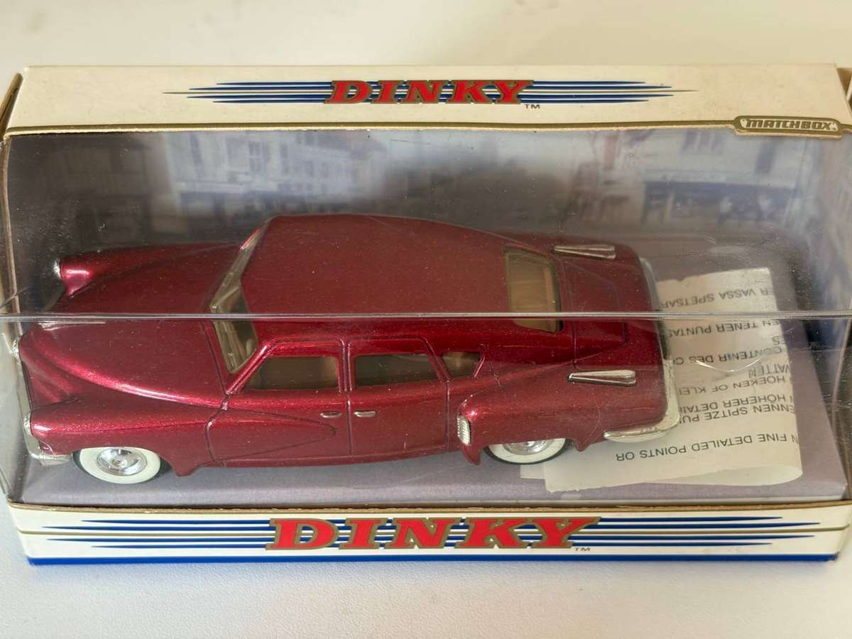 Tucker Torpedo 1948 - DY-11 (Dinky +/-1:43 - with box)