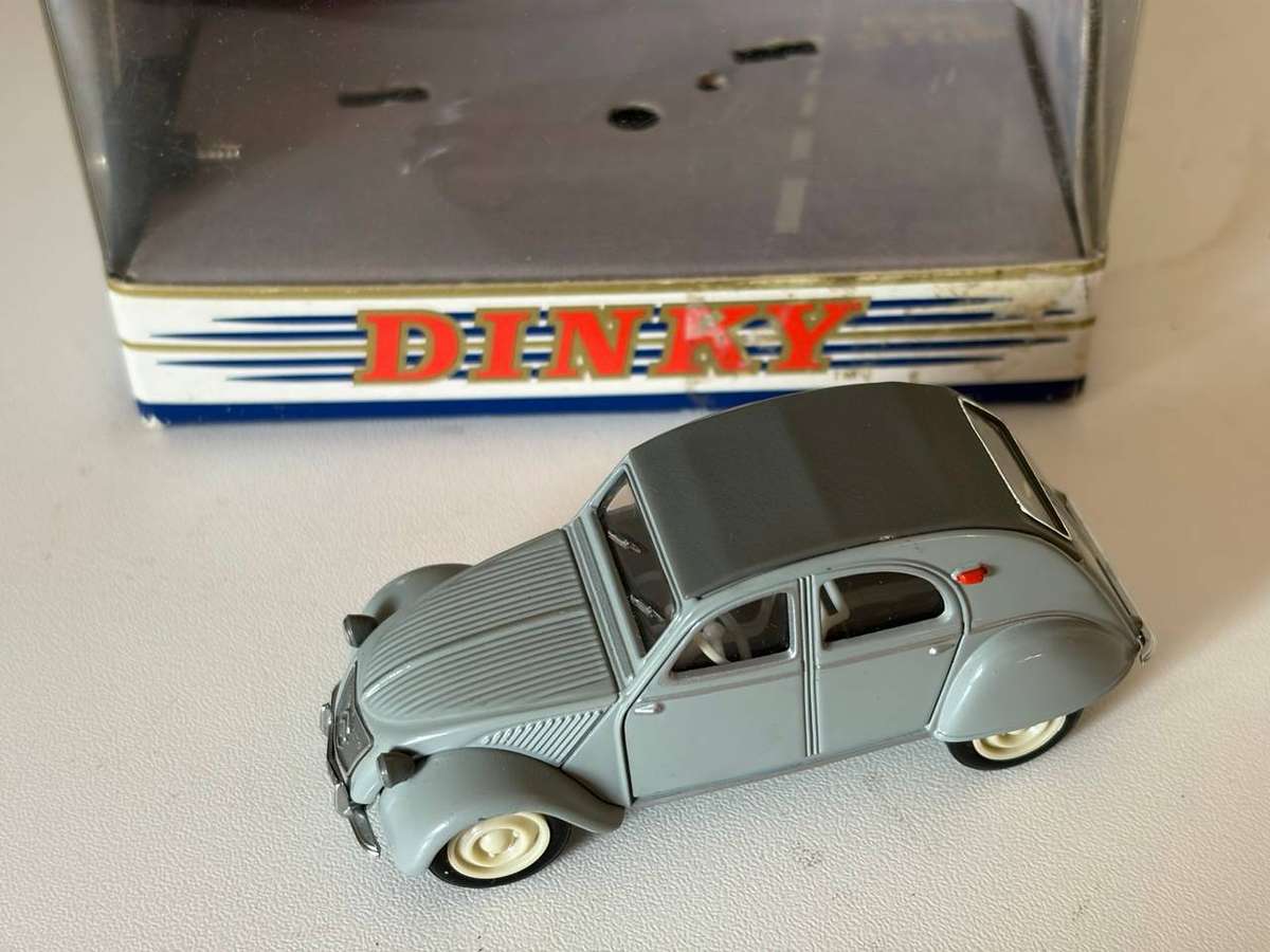 Citroen 2 CV 1957 - DY-32 (Dinky +/-1:43 - with box)
